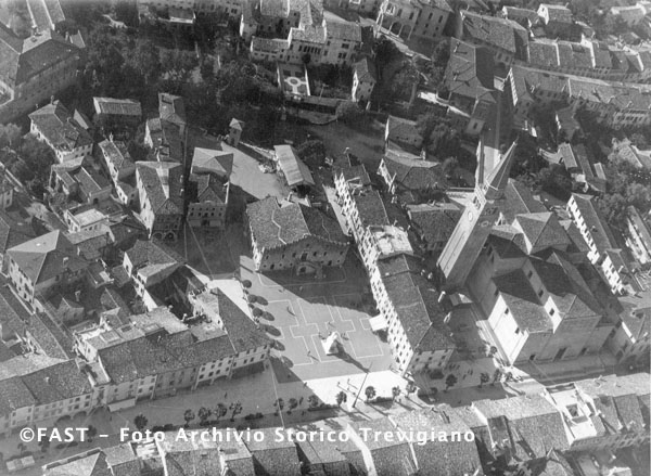 Portogruaro, ripresa aerea del centro storico